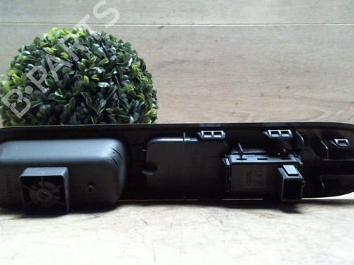 Right front window switch PEUGEOT 5008 (0U_, 0E_) 1.6 HDi | BP25413250I26