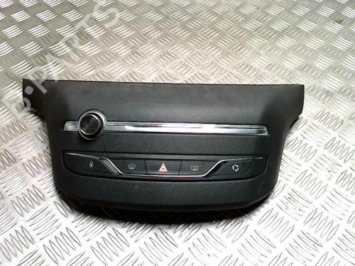 Used Warning switch PEUGEOT 308 II (LB_, LP_, LW_, LH_, L3_) 1.6 HDi / BlueHDi 115 (115 hp) 33116332