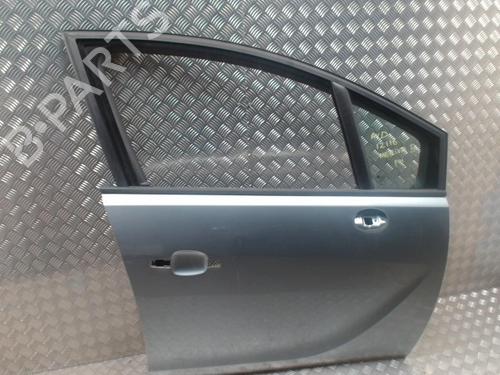 Used Right front door OPEL MERIVA B MPV (S10) 1.4 (75) (120 hp) 31236889