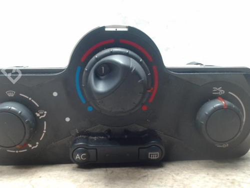 Climate control RENAULT CLIO III (BR0/1, CR0/1) 1.6 16V (BR05, BR0B, BR0Y, BR15, BR1J, BR1M, BR1Y, CR0B,... | BP28008251I5 - Image 3