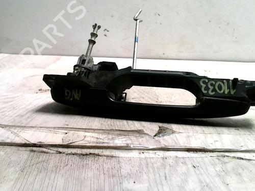 front-left-exterior-door-handle-toyota-yaris-_p9_-2005-2006-2007-2008-2009-2010-2011-2012-2013-2014-25425248 main image