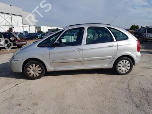 Licence plate light CITROËN XSARA PICASSO (N68) 1.6 16V | BP28090100I40 