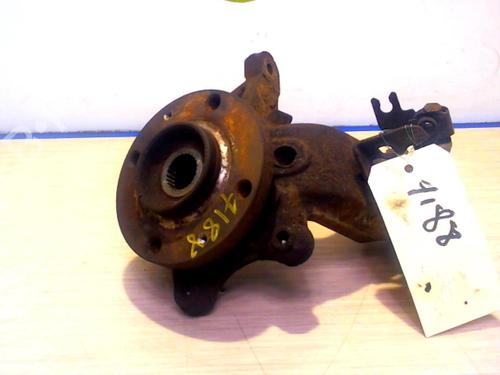 Used Right front steering knuckle PEUGEOT 306 Hatchback (7A, 7C, N3, N5) 1.6 (89 hp) 25390929