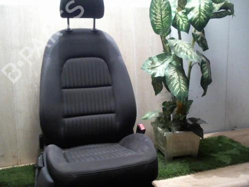 Right front seat AUDI A4 B8 Avant (8K5) 2.0 TDI | BP31221969C16