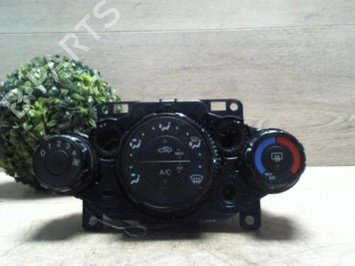 Used Climate control FORD FIESTA VI (CB1, CCN) 1.25 (82 hp) 31225819