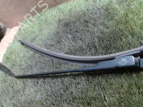 Used Front windshield wiper arm PEUGEOT 407 (6D_) 2.0 HDi 135 (6DRHRH, 6DRHRE, 6DRHRG, 6DRHRJ) (136 hp) 31228970