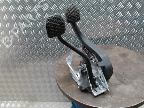 Used Pedal Pedal BMW 3 Coupe (E92) 320 d (177 hp) 33740590 33740590
