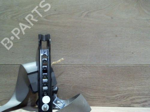 Seat buckle MERCEDES-BENZ C-CLASS (W203) C 200 CDI (203.004) | BP25383479I32