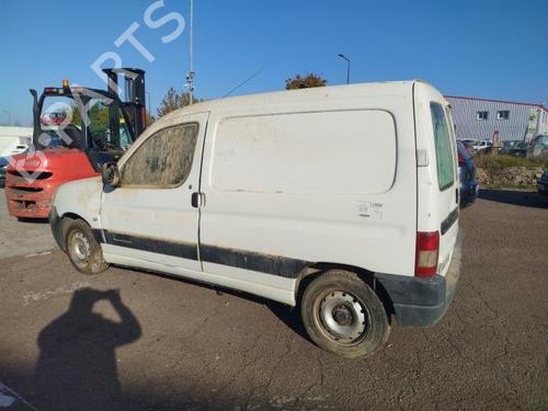 Grill CITROËN BERLINGO / BERLINGO FIRST Box Body/MPV (M_) 1.6 HDI 75 (MB9HW) | BP26379182C40 