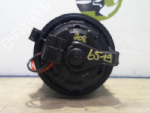 Used Air vent PEUGEOT 208 I (CA_, CC_) 1.2 VTI 82 (82 hp) 32370464