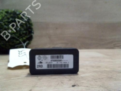 Used Electronic sensor RENAULT MEGANE III Hatchback (BZ0/1_, B3_) 1.9 dCi (BZ0N, BZ0J) (131 hp) 25402048