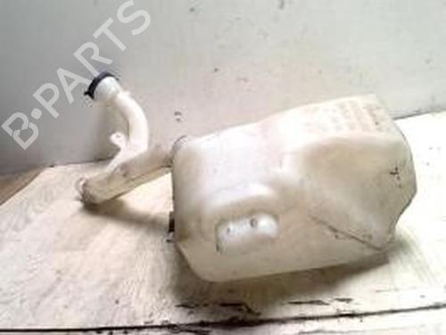 Used Windscreen washer tank RENAULT CLIO II (BB_, CB_) 1.2 (BB0A, BB0F, BB10, BB1K, BB28, BB2D, BB2H, CB0A,... (58 hp) 25426787