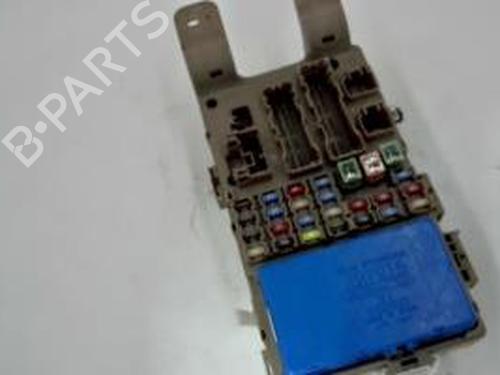 Sikringsdose TOYOTA COROLLA (_E12_) 1.4 D (NDE120_, NDE120R) (90 hp) 26674119