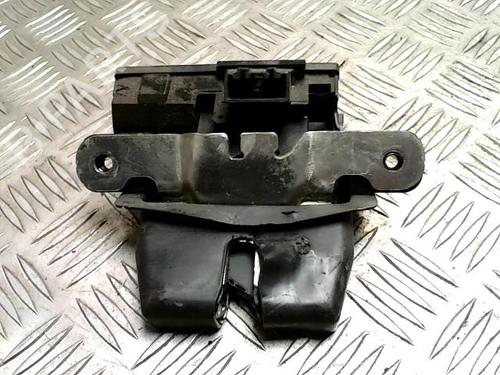 Serratura portellone posteriore FORD FIESTA VI (CB1, CCN) 1.4 TDCi (68 hp) 32282550