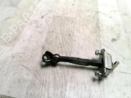 Hinge/Door check strap TOYOTA YARIS (_P9_) 1.4 D-4D (NLP90_, NLP90R) | BP25425329C146 