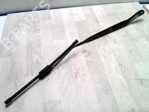 Used Front windshield wiper arm RENAULT MEGANE III Hatchback (BZ0/1_, B3_) 1.9 dCi (BZ0N, BZ0J) (131 hp) 28426620