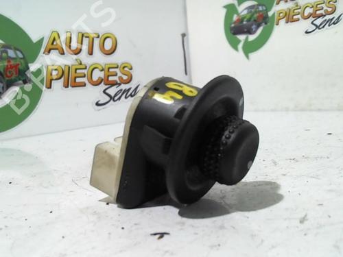 Used Mirror switch RENAULT SCÉNIC II (JM0/1_) 1.5 dCi (JM02, JM13) (101 hp) 25399941