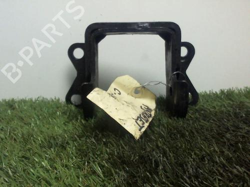 Used Engine mount HYUNDAI TRAJET (FO) 2.0 CRDi (113 hp) 25395444