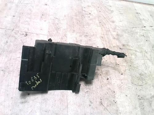 Sicherungskasten für RENAULT MODUS / GRAND MODUS (F/JP0_) 1.5 dCi (FP0D, JP0D) (82 hp) 27562200