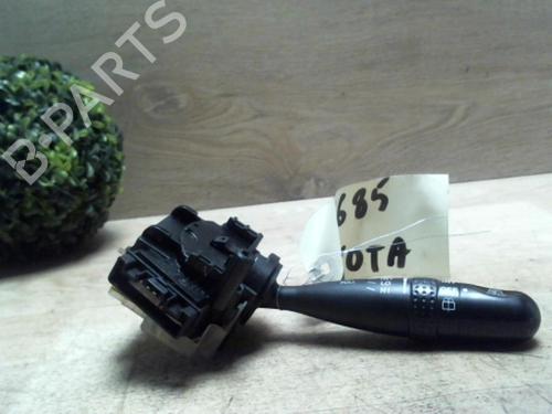 Used Switch TOYOTA COROLLA Verso (_E12_) 2.0 D-4D (CDE120_, CDE120R) (90 hp) 31233109