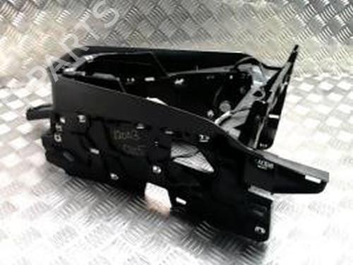 Midtkonsoll RENAULT CLIO V (B7_) 1.5 Blue dCi 85 (B7AG) (86 hp) 30705028