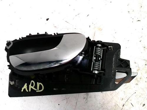 Used Rear right interior door handle Rear right interior door handle PEUGEOT 307 (3A/C) 1.6 16V (109 hp) 25426475 25426475
