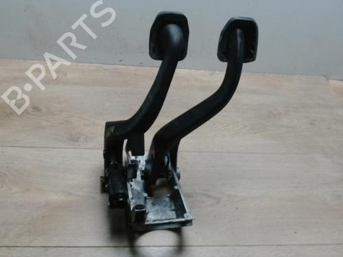 Used Pedal BMW 1 (E87) 120 d (163 hp) 31222237