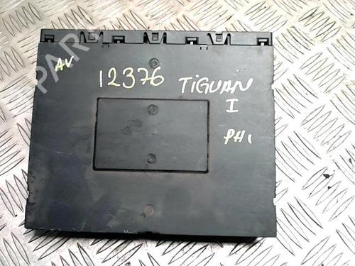 Fuse box VW TIGUAN (5N_) 2.0 TDI 4motion | BP32282542E1 - Image 3