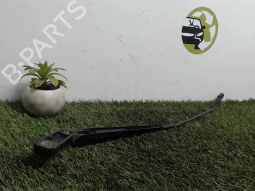 Front windshield wiper arm VW GOLF IV (1J1) 1.9 TDI | BP25393777C143 