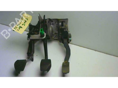 Used Pedal PEUGEOT 207 (WA_, WC_) 1.4 HDi (68 hp) 25383575