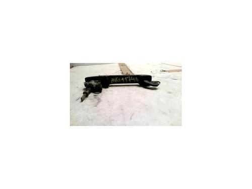Used Front left exterior door handle VW GOLF III (1H1) 1.4 (60 hp) 25428476