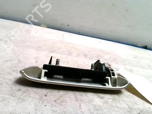 front-right-exterior-door-handle-toyota-yaris-verso-_p2_-1999-2000-2001-2002-2003-2004-2005-25422896 main image