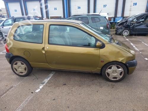 Cup/Object holder RENAULT TWINGO I (C06_) 1.2 16V (C06C, C06D, C06K) | BP31238385I37