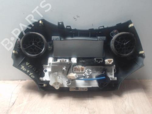 Commande Chauffage TOYOTA YARIS (_P1_) 1.4 D-4D (NLP10_, NLP10R) (75 hp) 28802626