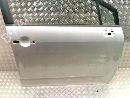 Right front door TOYOTA COROLLA Verso (ZER_, ZZE12_, R1_) 2.2 D-4D (AUR10_, AUR10R) | BP25796671C3