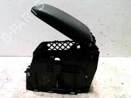Used Middle console VW SCIROCCO III (137, 138) 1.4 TSI (160 hp) 25427859