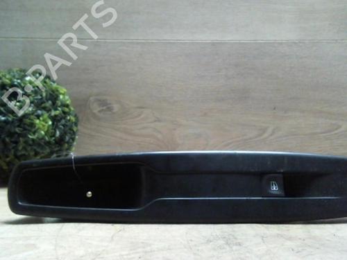 Used Right front window switch RENAULT MEGANE III Hatchback (BZ0/1_, B3_) 1.5 dCi (86 hp) 29233942