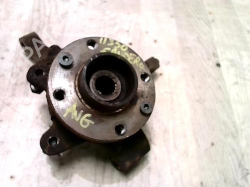 Used Left front steering knuckle DACIA SANDERO 1.2 16V (75 hp) 25427216