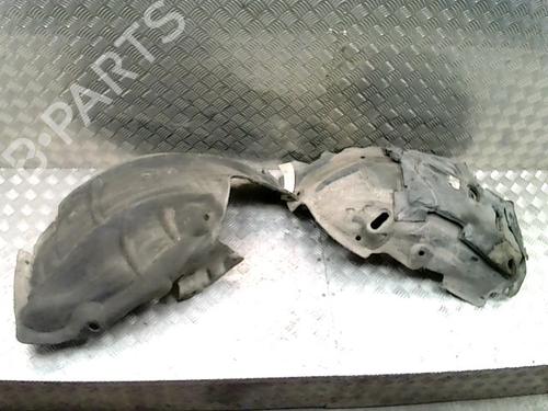 Used Wheel arch RENAULT SCÉNIC III (JZ0/1_) 1.6 dCi (JZ00, JZ12) (130 hp) 30532706