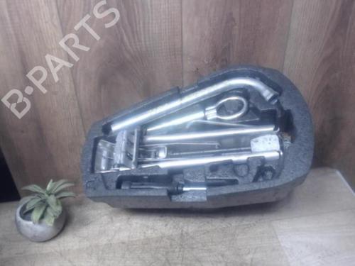 Jack Kit SEAT IBIZA III (6L1) 1.4 TDI | BP29440470C119 