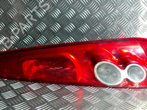 Used Right taillight FORD FIESTA V (JH_, JD_) 1.25 16V (75 hp) 25713922