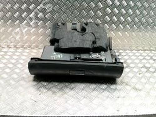 Used Glove box Glove box 31167354 31167354