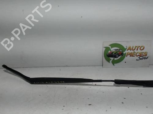 front-windshield-wiper-arm-renault-clio-iv-bh_-2012-2013-2014-2015-2016-2017-2018-2019-2020-2021-33245340 main image