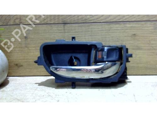Used Front right interior door handle TOYOTA YARIS (_P13_) 1.4 D (NLP130_, NLP130) (90 hp) 25402036