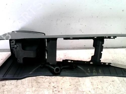 Middle console KIA SORENTO I (JC) 2.5 CRDi 4WD | BP26654327I22 