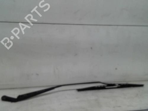 Used Front windshield wiper arm VW GOLF IV (1J1) 1.9 TDI (110 hp) 25408199