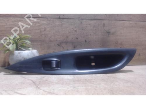 Højre bagtil elrude kontakt MAZDA 6 Hatchback (GG) 2.0 (GGES) (141 hp) 25383956