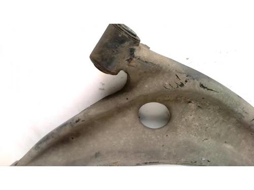 Right front suspension arm TOYOTA YARIS (_P9_) 1.4 D-4D (NLP90_, NLP90R) | BP25418088M13