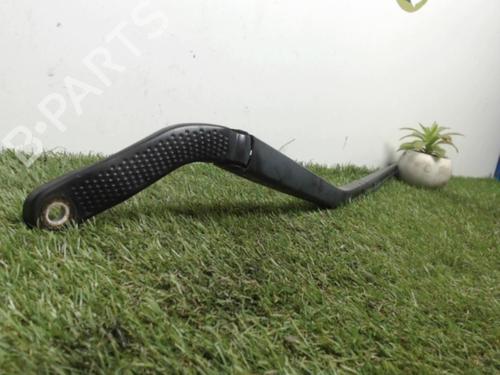 Used Front windshield wiper arm CITROËN C4 Coupe (LA_) 1.6 HDi (90 hp) 25395095