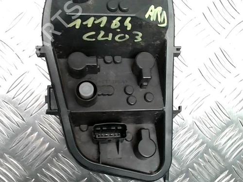 Licence plate light RENAULT CLIO III (BR0/1, CR0/1) 1.6 16V (BR05, BR0B, BR0Y, BR15, BR1J, BR1M, BR1Y, CR0B,... | BP26389368I40